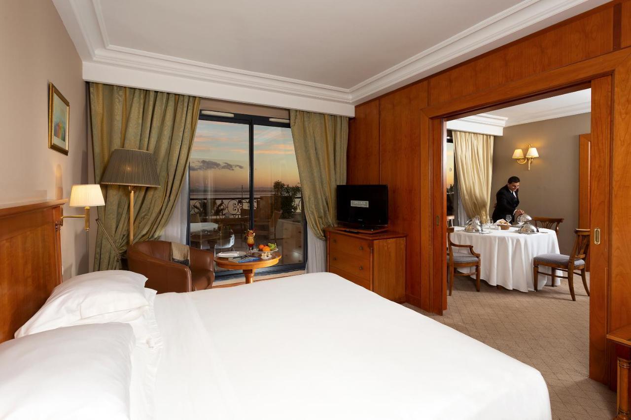 Presidential Suite